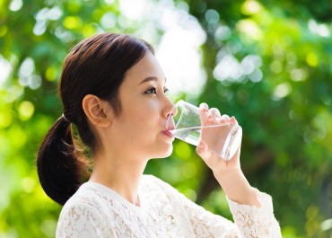 manfaat minum air putih bagi tubuh