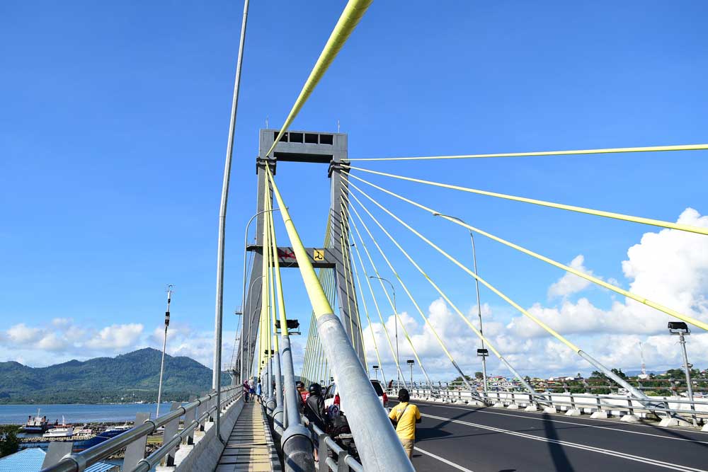 manado