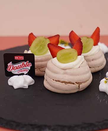 Resep Pavlova Cover